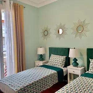 https://dazur-35.fr-provencehotel.com